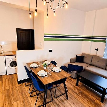 Beautiful Flat On Breck Road Apartment Liverpool Exterior foto