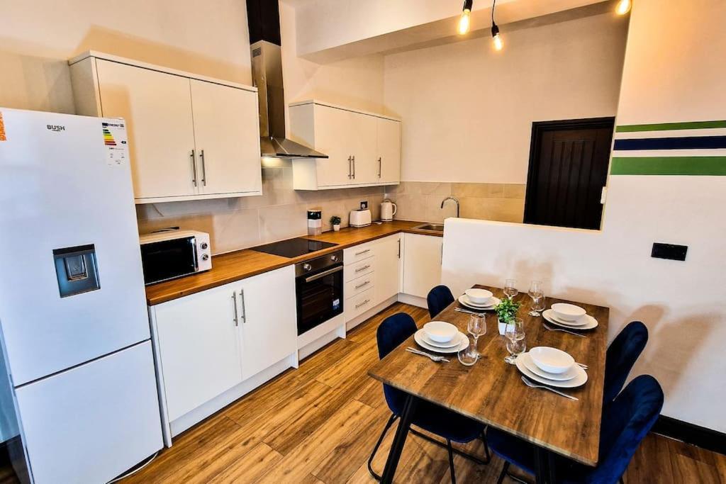 Beautiful Flat On Breck Road Apartment Liverpool Exterior foto
